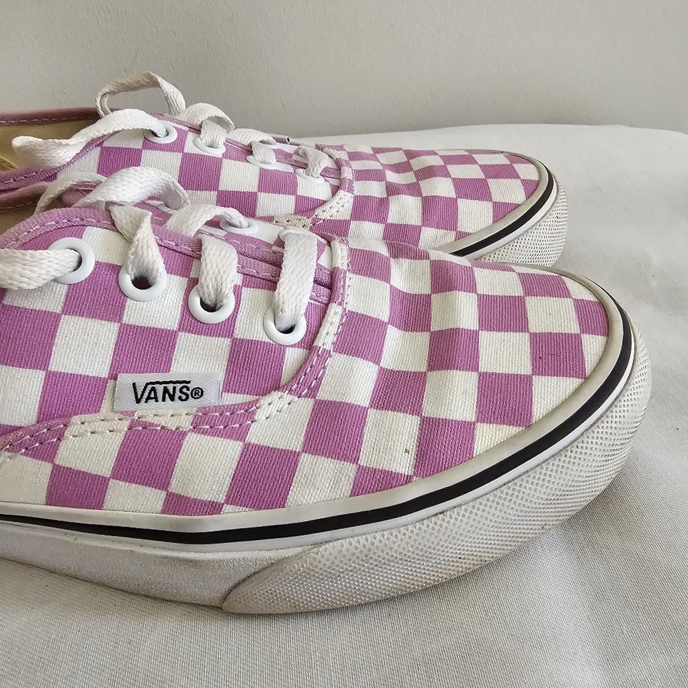 VANS Off The Wall Unisex Pink & White Checkered Sneakers, Shoes - Picture 3 of 9